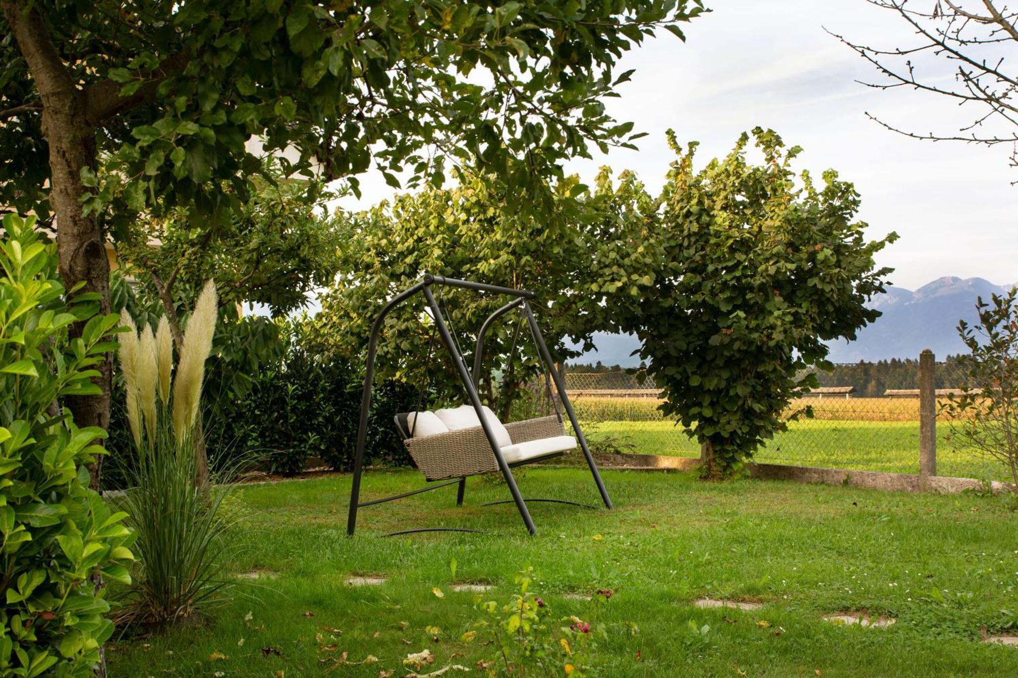 Glamping With A View Villa Smlednik Eksteriør bilde