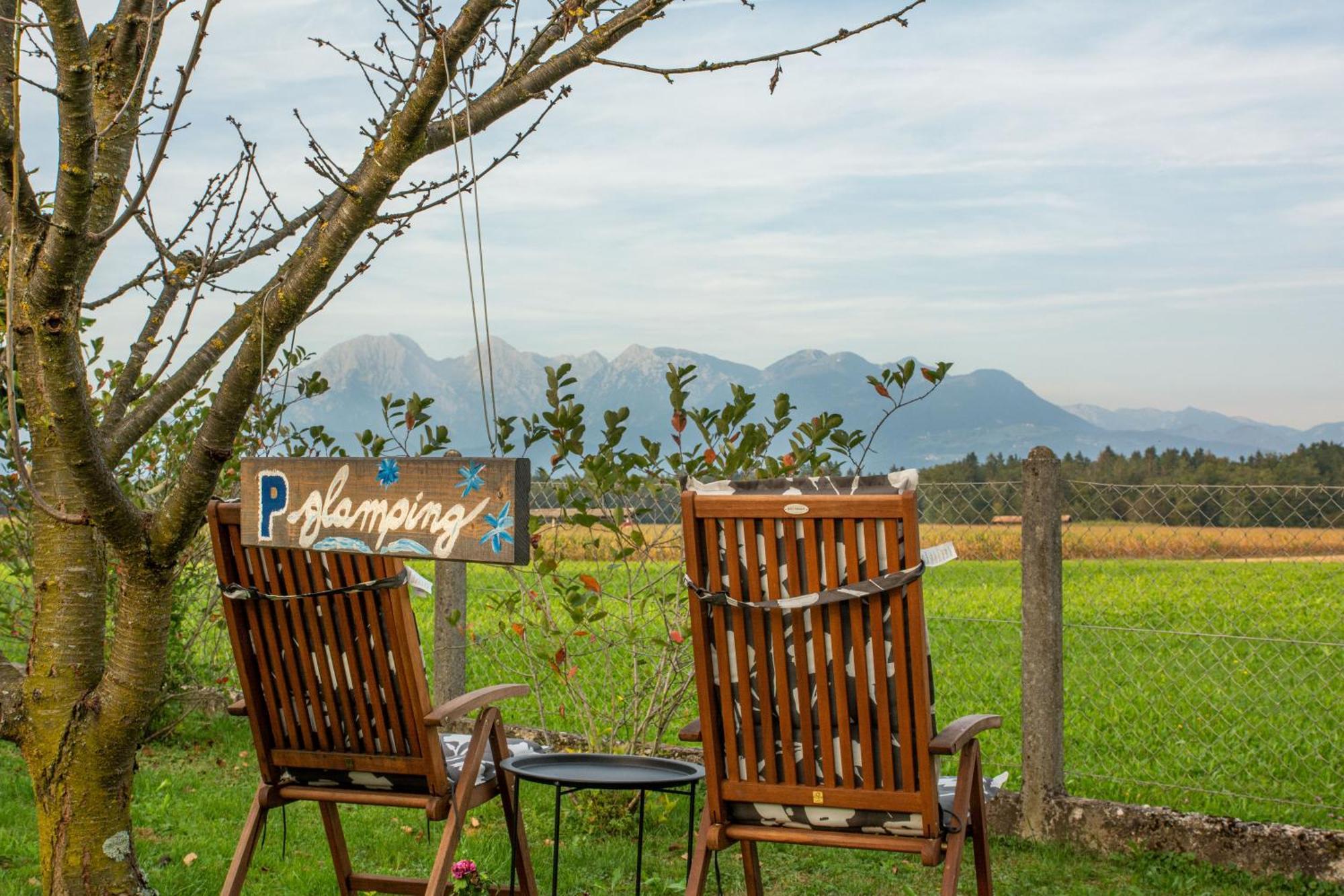 Glamping With A View Villa Smlednik Eksteriør bilde