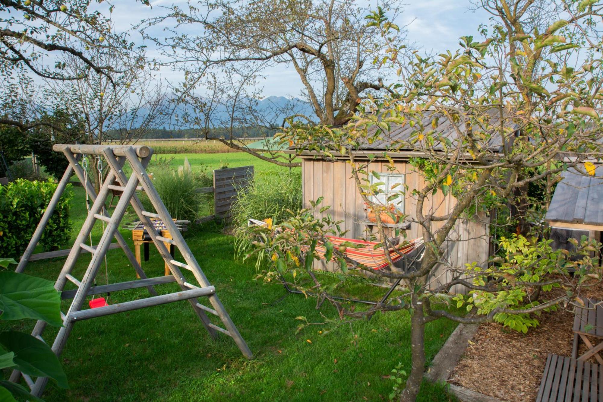 Glamping With A View Villa Smlednik Eksteriør bilde