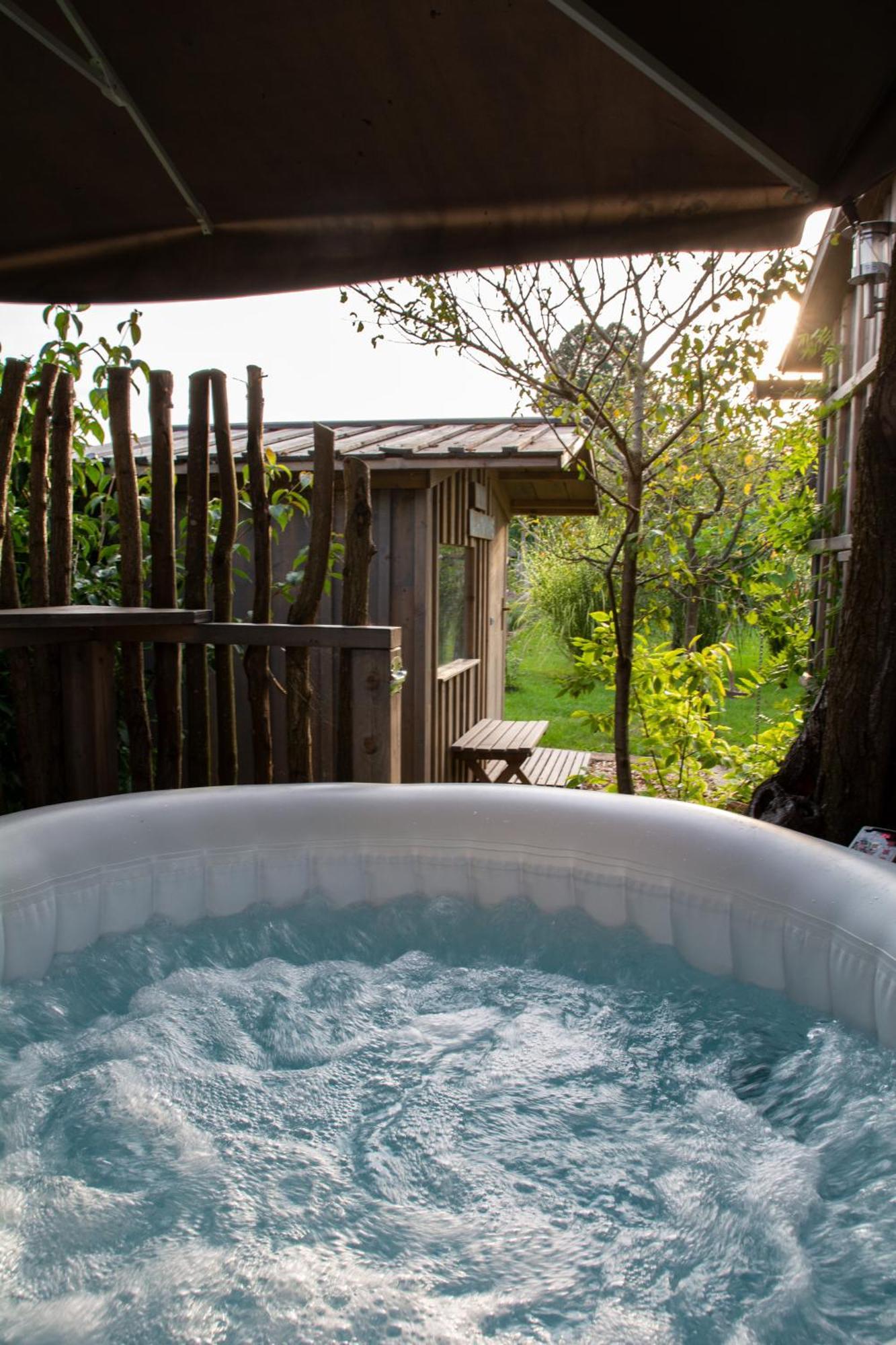 Glamping With A View Villa Smlednik Eksteriør bilde